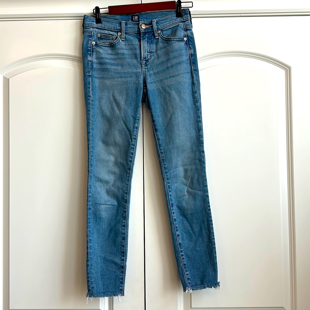 Gap True Skinny Medium- Light Wash Raw Fray Hem Jeans